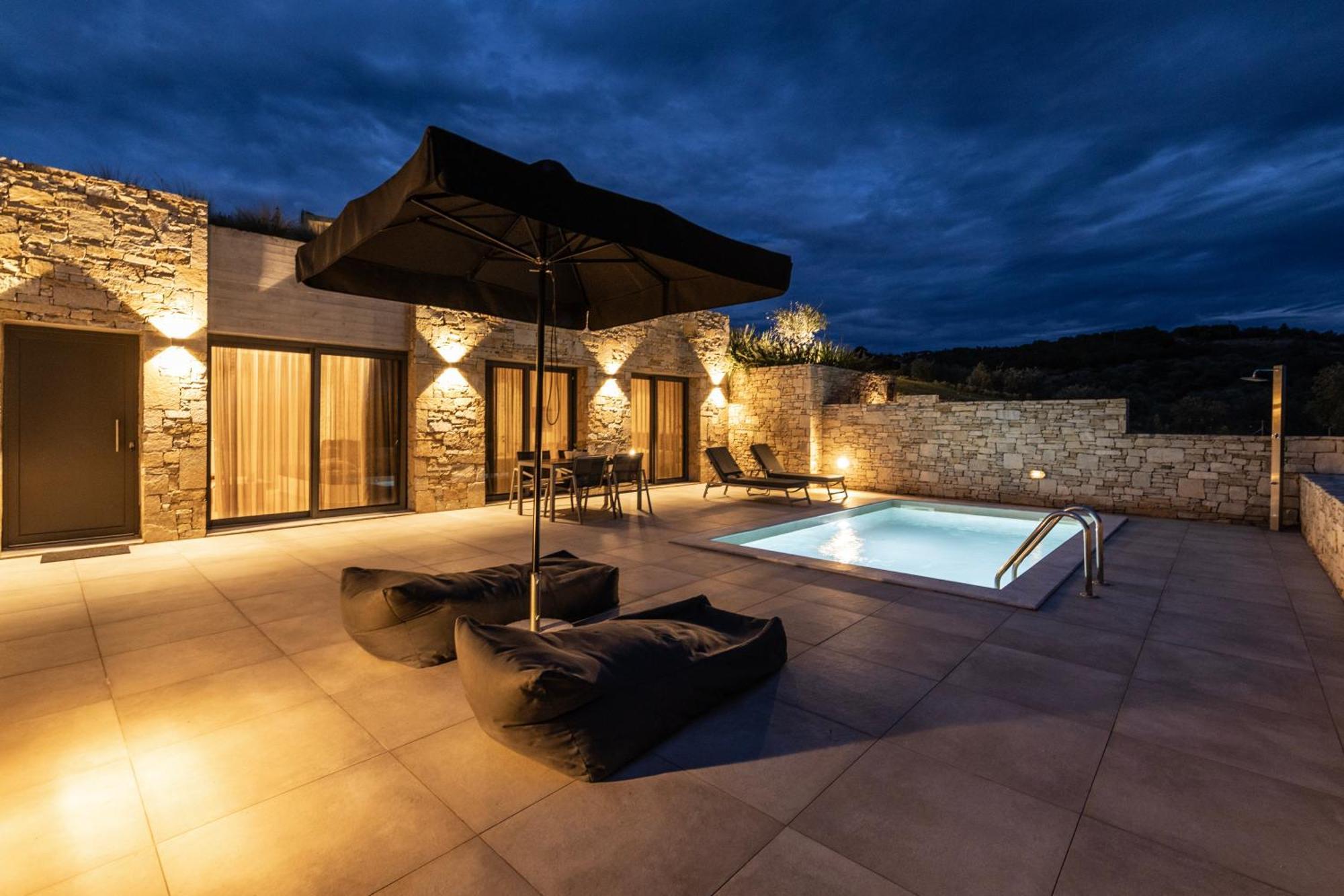 Fari Stone Villas Skála Marión Екстериор снимка